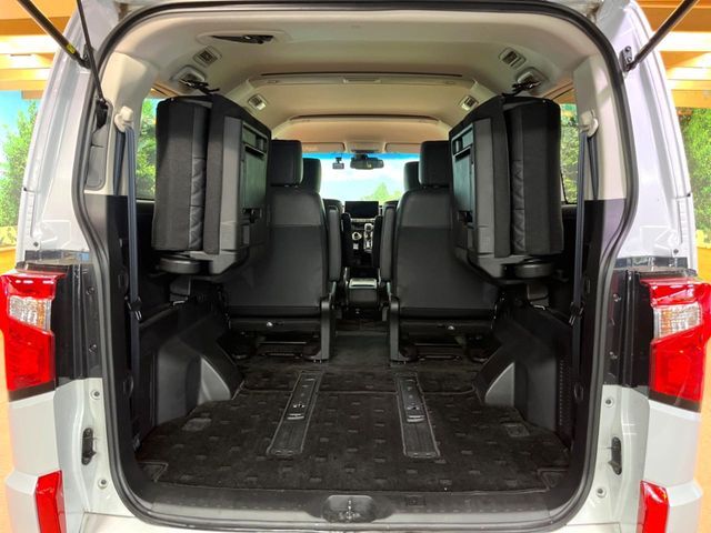 DELICA D:5 4WD