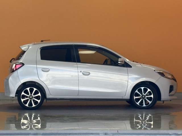 MIRAGE hatchback