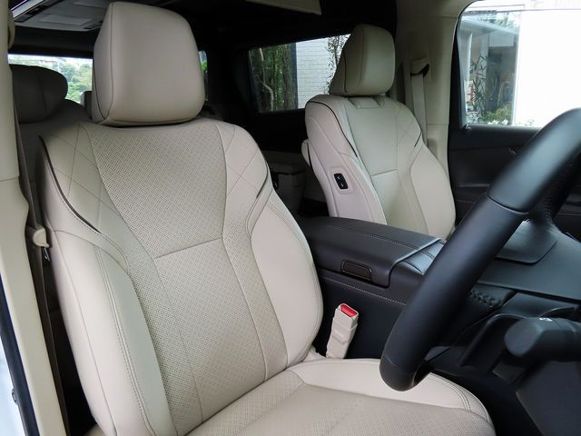 ALPHARD hybrid 4WD