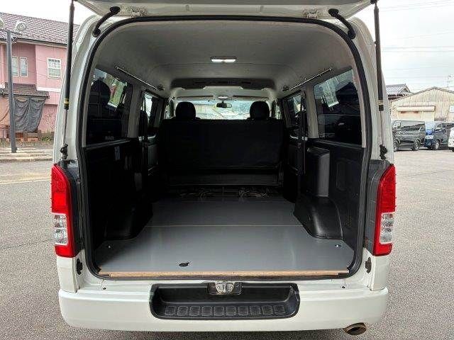 HIACE van 2WD