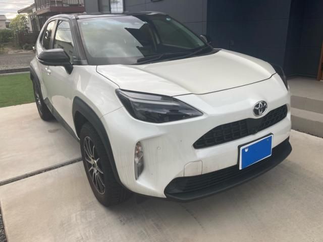 YARIS CROSS