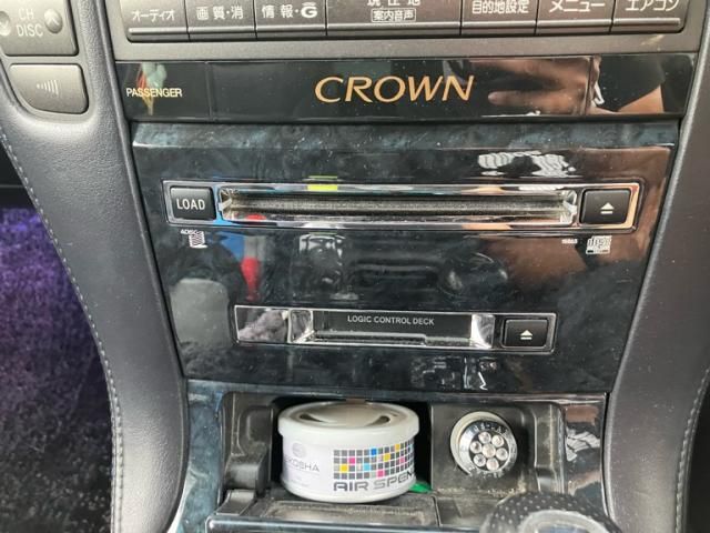 CROWN sedan