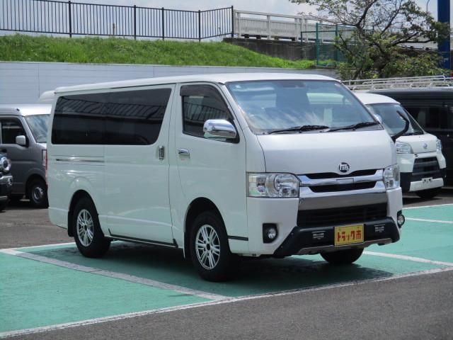 HIACE REGIUS WGN 4WD