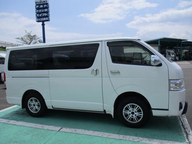 HIACE REGIUS WGN 4WD