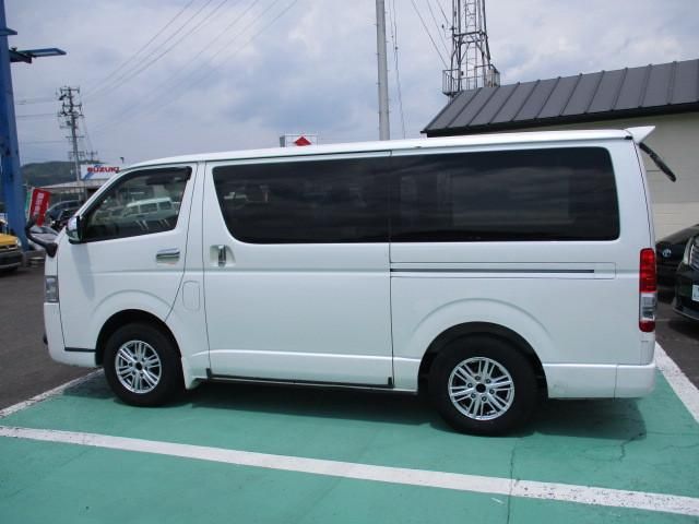HIACE REGIUS WGN 4WD