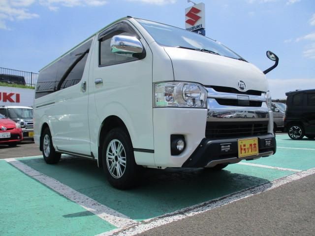 HIACE REGIUS WGN 4WD