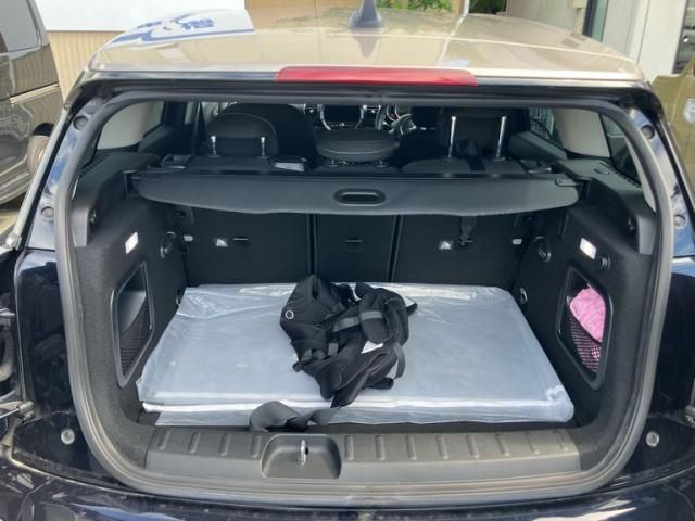 MINI COOPER CLUBMAN