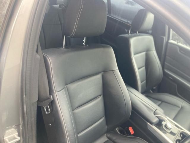 MERCEDES BENZ E class sedan