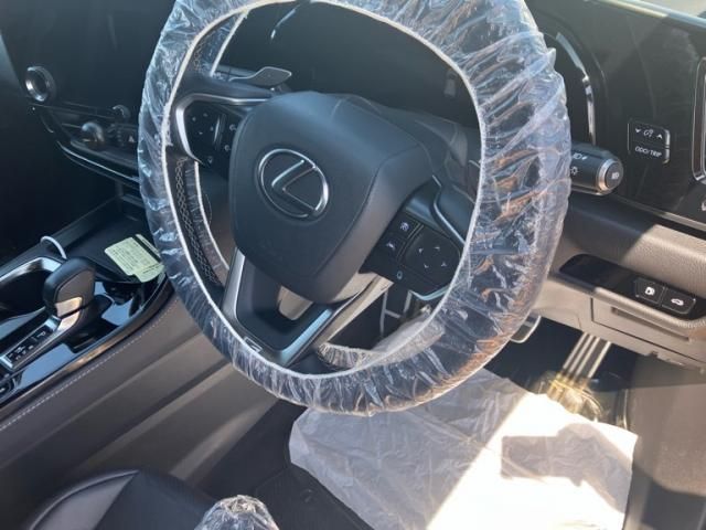 LEXUS NX450h+ AWD