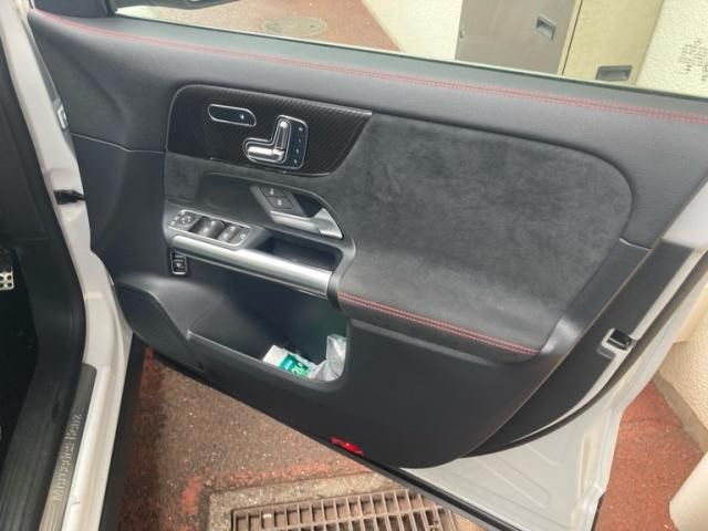 MERCEDES BENZ GLA class