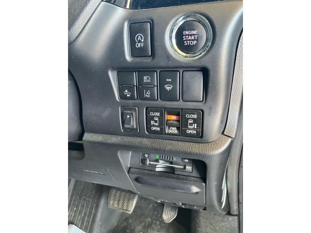 VOXY 4WD