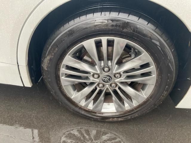 ALPHARD hybrid