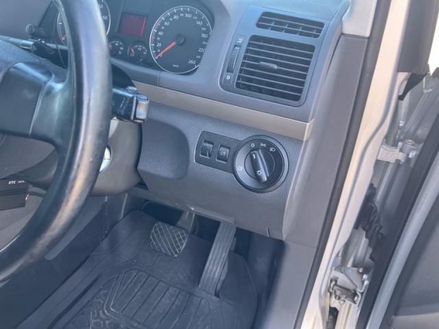 VOLKSWAGEN GOLF TOURAN