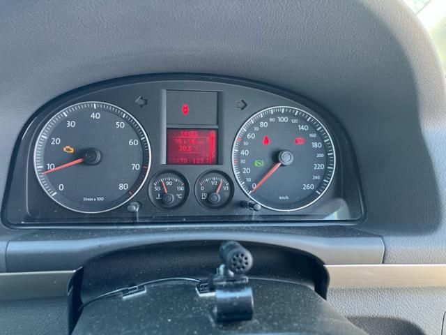 VOLKSWAGEN GOLF TOURAN