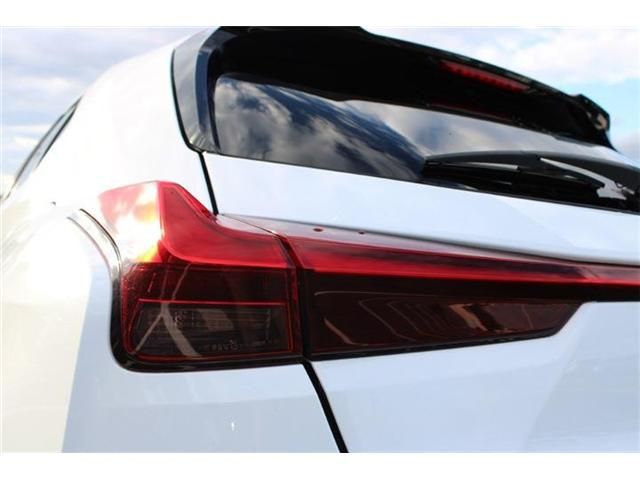 LEXUS UX200