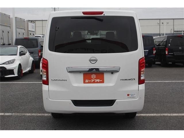 CARAVAN van 2WD