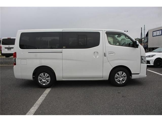 CARAVAN van 2WD