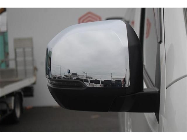 CARAVAN van 2WD