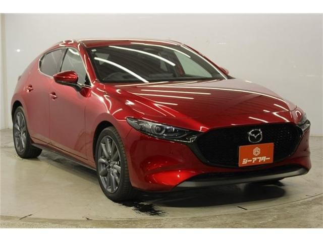 MAZDA3 FASTBACK