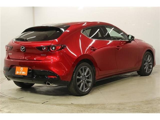 MAZDA3 FASTBACK