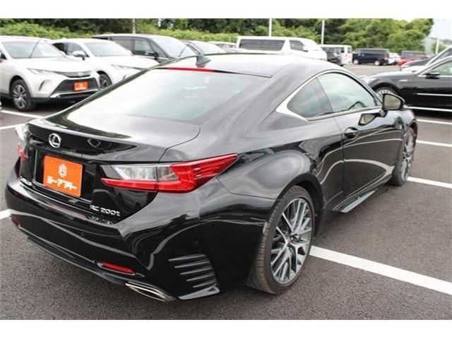 LEXUS RC200t