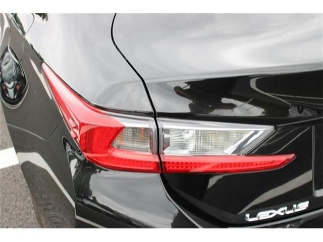 LEXUS RC200t