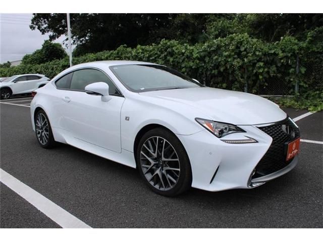 LEXUS RC200t