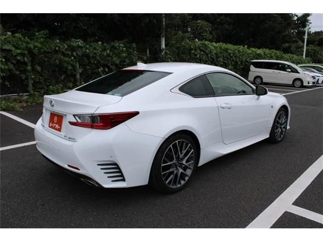 LEXUS RC200t