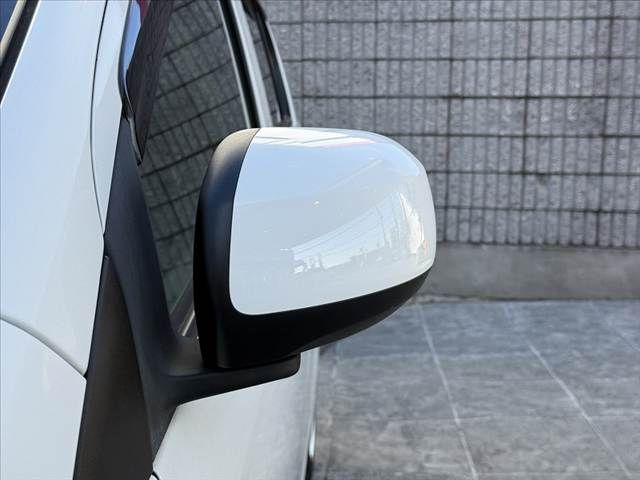 PIXIS EPOCH 4WD