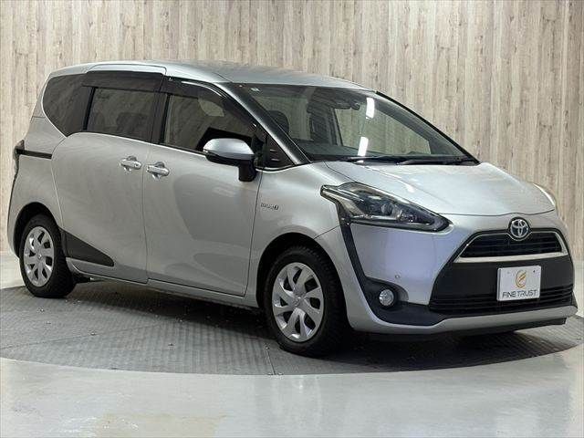 SIENTA HYBRID