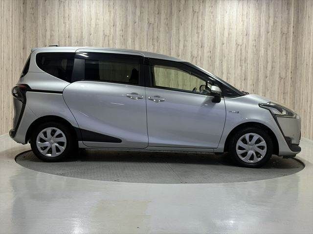 SIENTA HYBRID