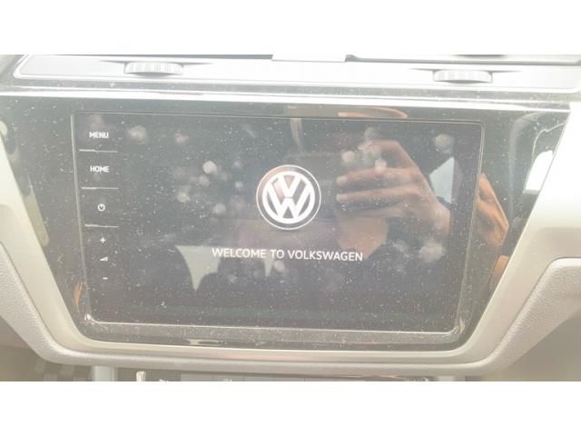 VOLKSWAGEN GOLF TOURAN