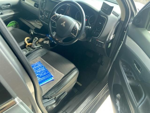 OUTLANDER PHEV