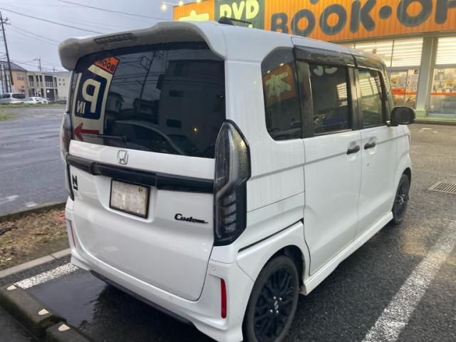 N BOX CUSTOM