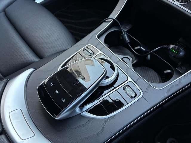 MERCEDES BENZ C class sedan