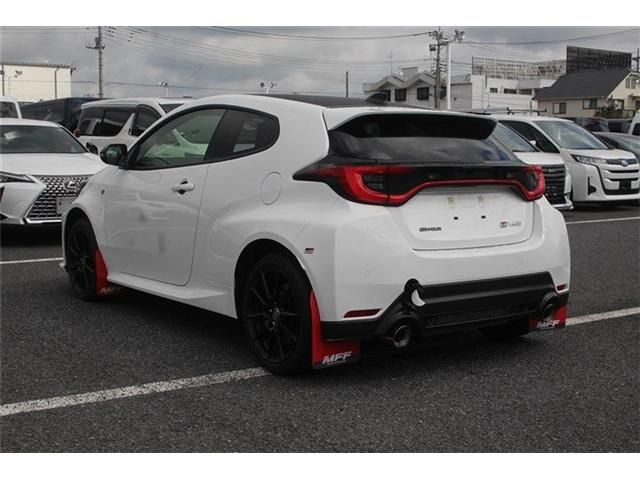 GR YARIS