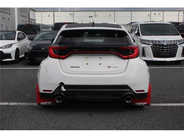 GR YARIS