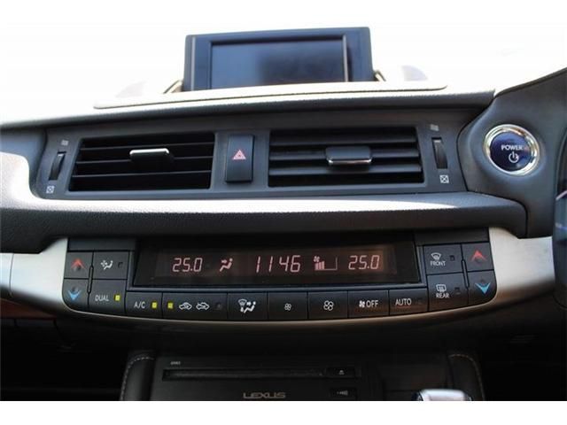 LEXUS CT200h