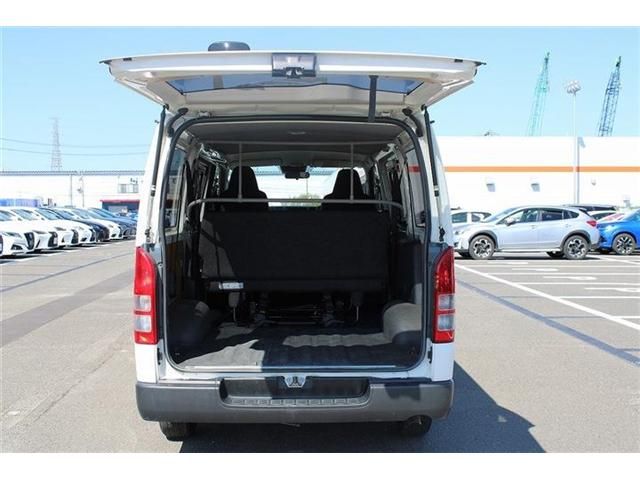 HIACE van 4WD