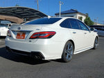 CROWN sedan hybrid