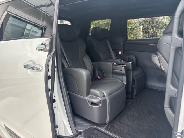 ALPHARD hybrid