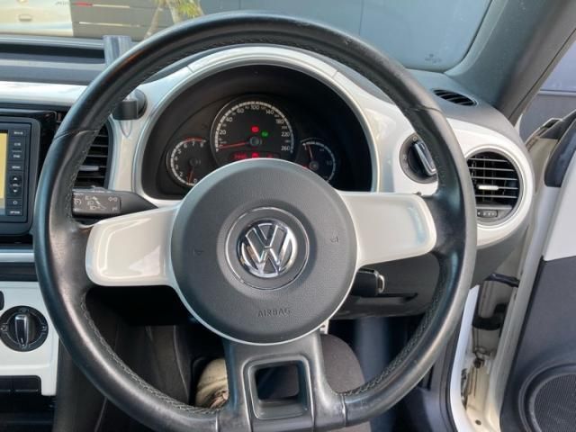 VOLKSWAGEN The BEETLE