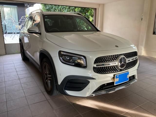 MERCEDES BENZ GLB