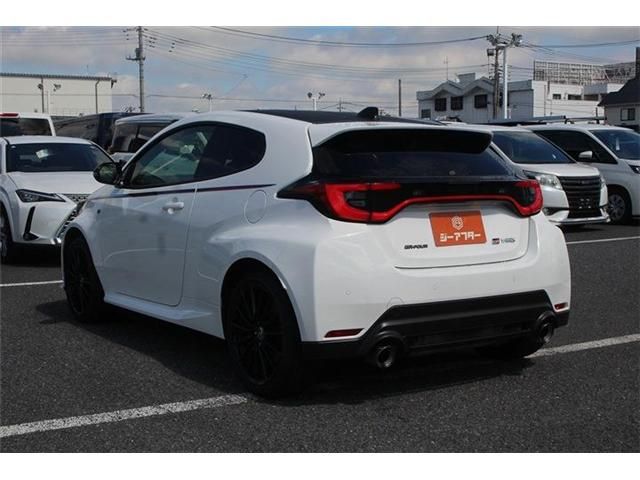 GR YARIS