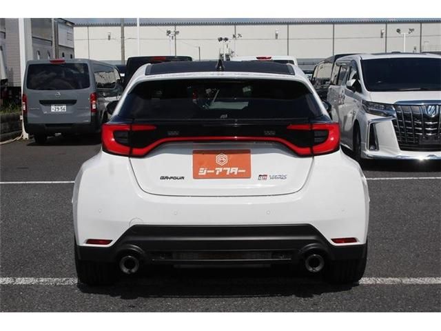 GR YARIS