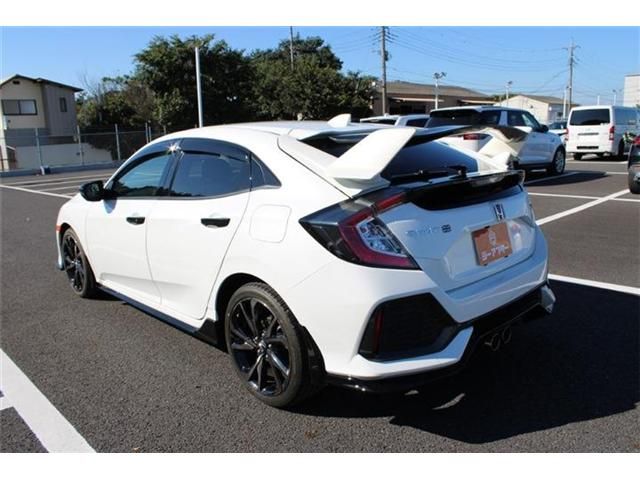 CIVIC hatchback