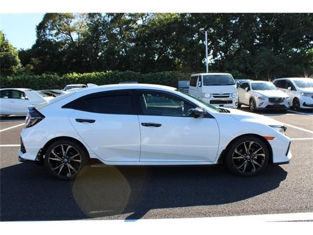 CIVIC hatchback