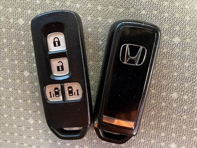N BOX