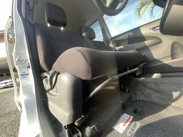 MOVE CUSTOM