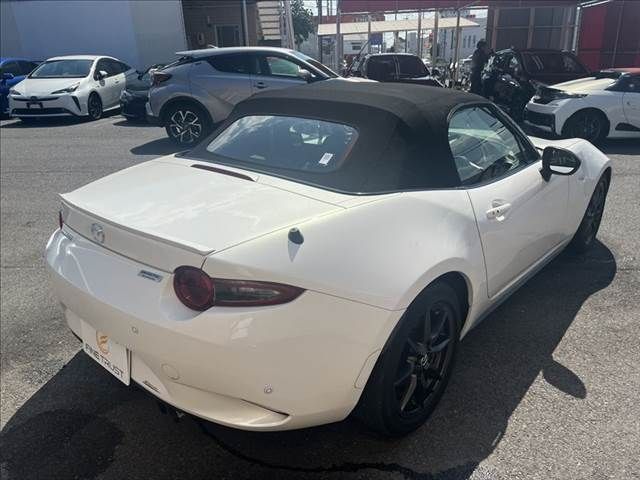 ROADSTER